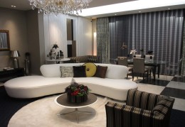 阳台与客厅过门石风水