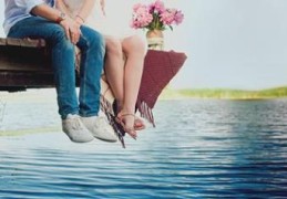 ​女命八字中看配偶信息