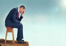 日坐比肩的男命代表什么