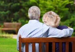 老来富贵的八字（老来富贵的八字特征）