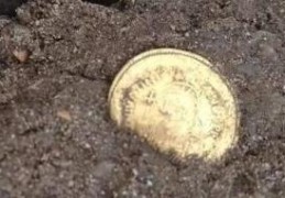 土多金埋的八字特征