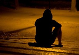 晚年没有依靠的八字特征