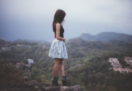 爱钻牛角尖的女人长什么样