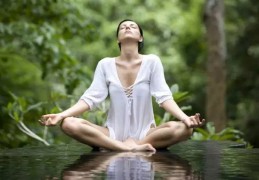 六爻秘断疾病健康