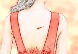 常常破财的女命八字分析