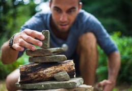 什么八字的男人丑（什么八字的男人丑女多）
