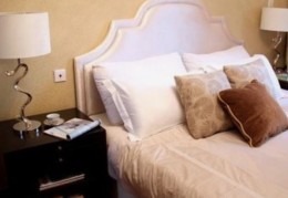 卧室床头一定要靠墙吗