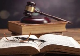 六爻测官非取象技巧