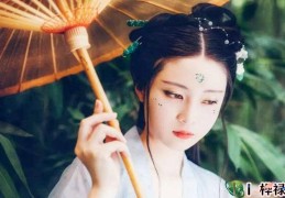 六爻测配偶五官形体相貌