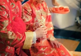 八字测算婚姻方位（八字测算婚姻方位怎么算）