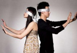 什么挂在大门口辟邪