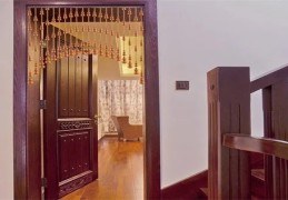 风水帘挂在大门口要注意什么