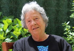 晚年孤苦无依的女人面相（晚年无儿无女的女人面相特征）