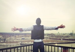 八字水多的男人（八字水多的男人命运）