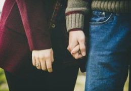 女儿身男人命八字（女儿身男儿命的八字）