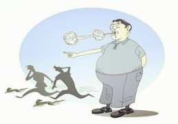 话多嘴欠的八字特征