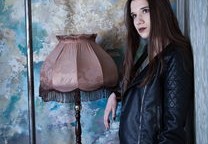 好八字女命（八字女命带酉戌相害的人）