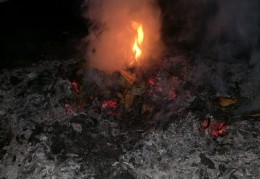 满盘火土的八字好吗