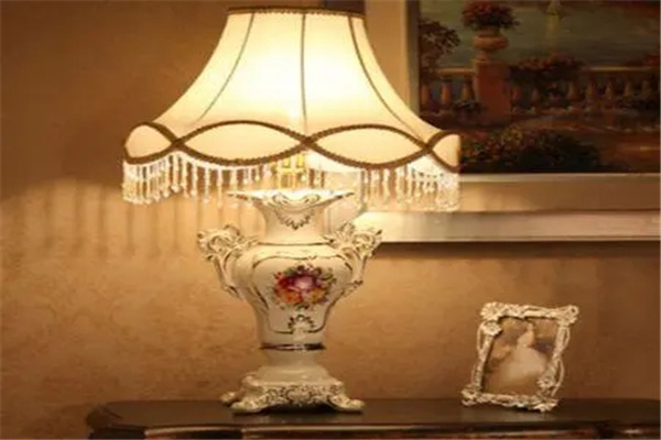 台灯摆放有什么讲究-桦玺易学网 台灯摆放有什么讲究-桦玺易学网