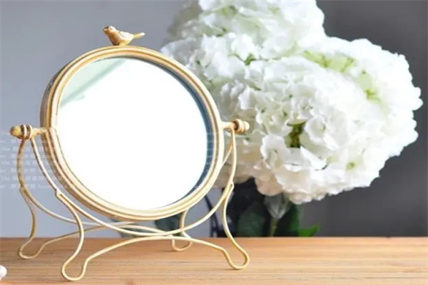 镜子的风水功能-桦玺易学网 镜子的风水功能-桦玺易学网
