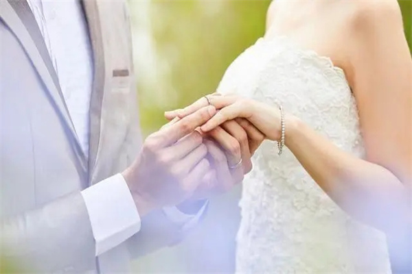 从男命理看婚姻状况(从男命理看婚姻状况怎么看)-桦玺易学网 从男命理看婚姻状况(从男命理看婚姻状况怎么看)-桦玺易学网